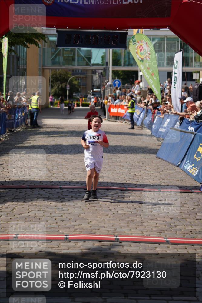 13.06.2025 - Holstenköstenlauf Felixshl http://msf.ph/oto/7923130 13.06.2025 15:40:41 Laufen 10, 1923 meine-sportfotos.de