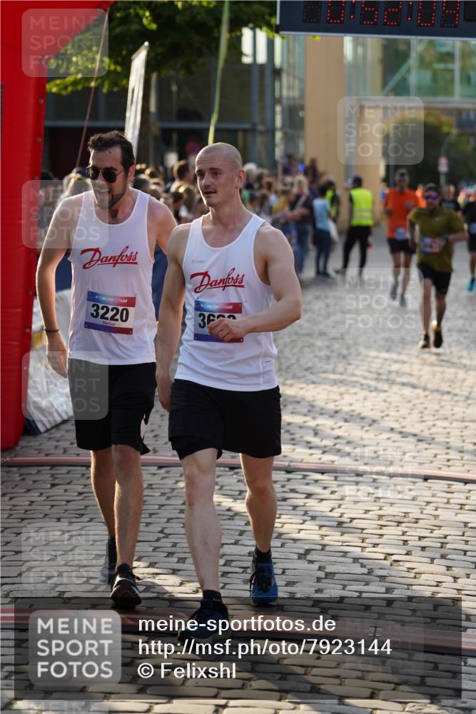 13.06.2025 - Holstenköstenlauf Felixshl http://msf.ph/oto/7923144 13.06.2025 19:52:04 Laufen 2437, 2524, 3220, 3594, 3620, 3913 meine-sportfotos.de