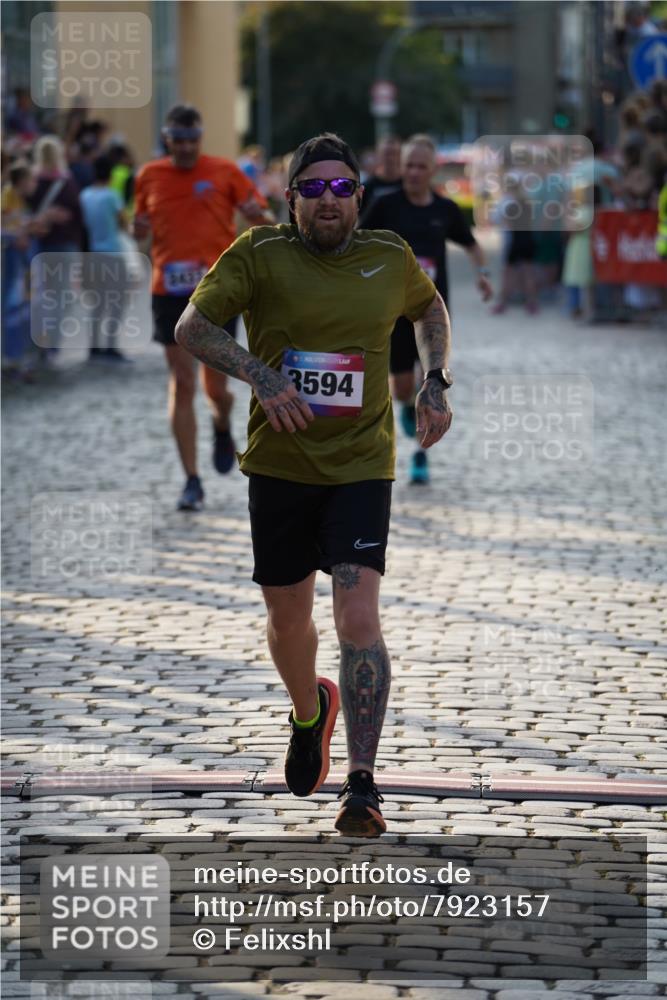13.06.2025 - Holstenköstenlauf Felixshl http://msf.ph/oto/7923157 13.06.2025 19:52:06 Laufen 2437, 2524, 3594, 3913 meine-sportfotos.de
