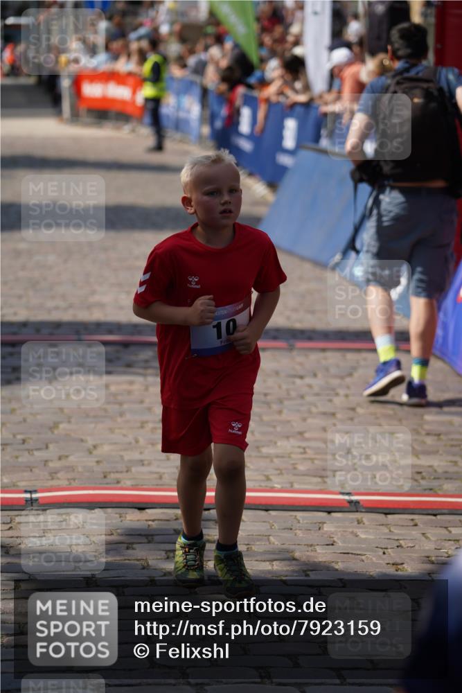 13.06.2025 - Holstenköstenlauf Felixshl http://msf.ph/oto/7923159 13.06.2025 15:40:49 Laufen 10 meine-sportfotos.de