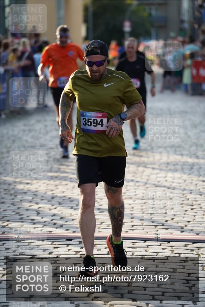 13.06.2025 - Holstenköstenlauf Felixshl http://msf.ph/oto/7923162 13.06.2025 19:52:06 Laufen 2437, 2524, 3594, 3913 meine-sportfotos.de