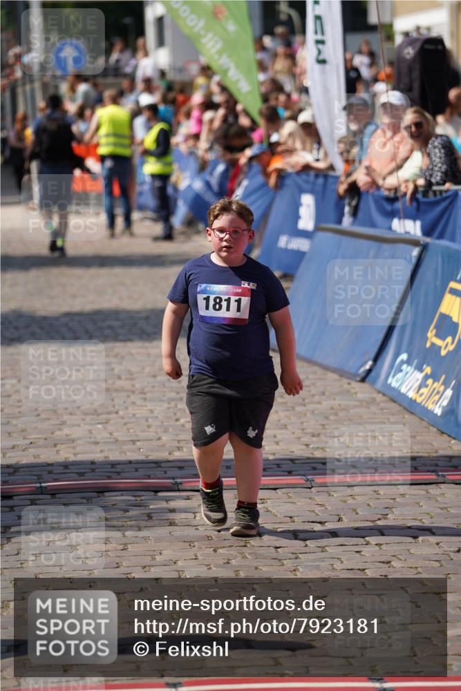 13.06.2025 - Holstenköstenlauf Felixshl http://msf.ph/oto/7923181 13.06.2025 15:41:06 Laufen 1811, 1837 meine-sportfotos.de