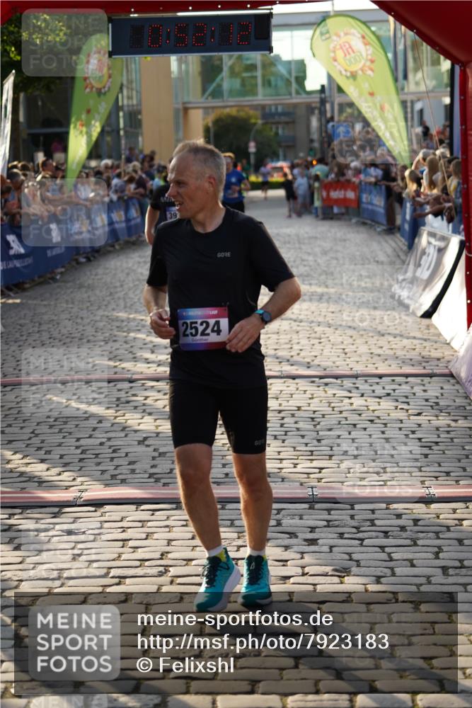 13.06.2025 - Holstenköstenlauf Felixshl http://msf.ph/oto/7923183 13.06.2025 19:52:12 Laufen 2437, 2524, 2997, 3913 meine-sportfotos.de