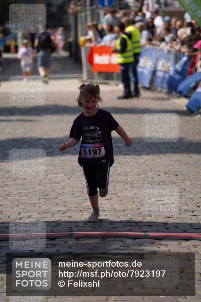 13.06.2025 - Holstenköstenlauf Felixshl http://msf.ph/oto/7923197 13.06.2025 15:41:17 Laufen 1197 meine-sportfotos.de