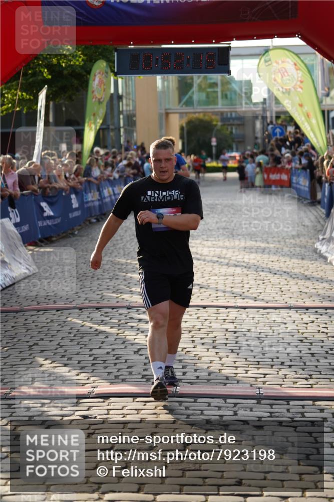 13.06.2025 - Holstenköstenlauf Felixshl http://msf.ph/oto/7923198 13.06.2025 19:52:14 Laufen 2997, 3913 meine-sportfotos.de