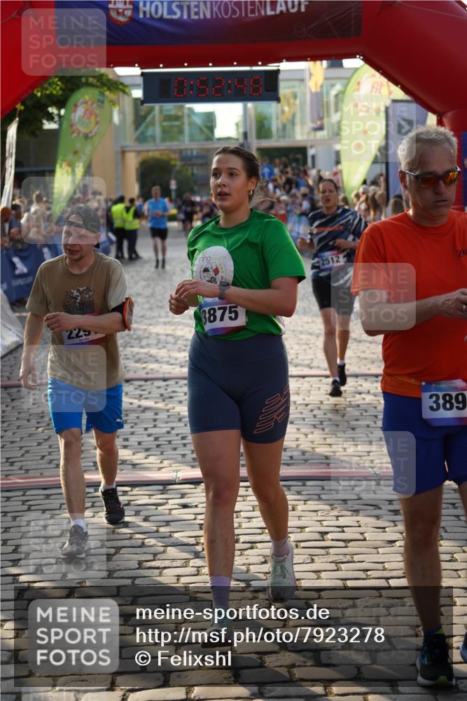 13.06.2025 - Holstenköstenlauf Felixshl http://msf.ph/oto/7923278 13.06.2025 19:52:47 Laufen 2103, 2291, 2512, 2665, 3789, 3849, 3875, 3891 meine-sportfotos.de