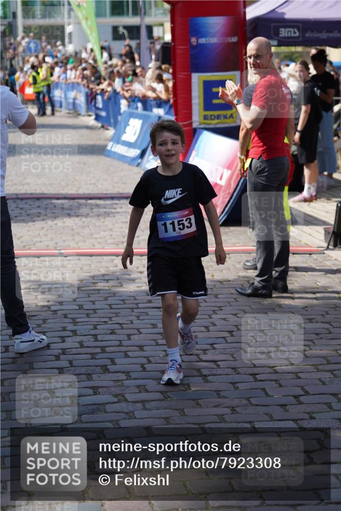 13.06.2025 - Holstenköstenlauf Felixshl http://msf.ph/oto/7923308 13.06.2025 16:05:28 Laufen 1153 meine-sportfotos.de