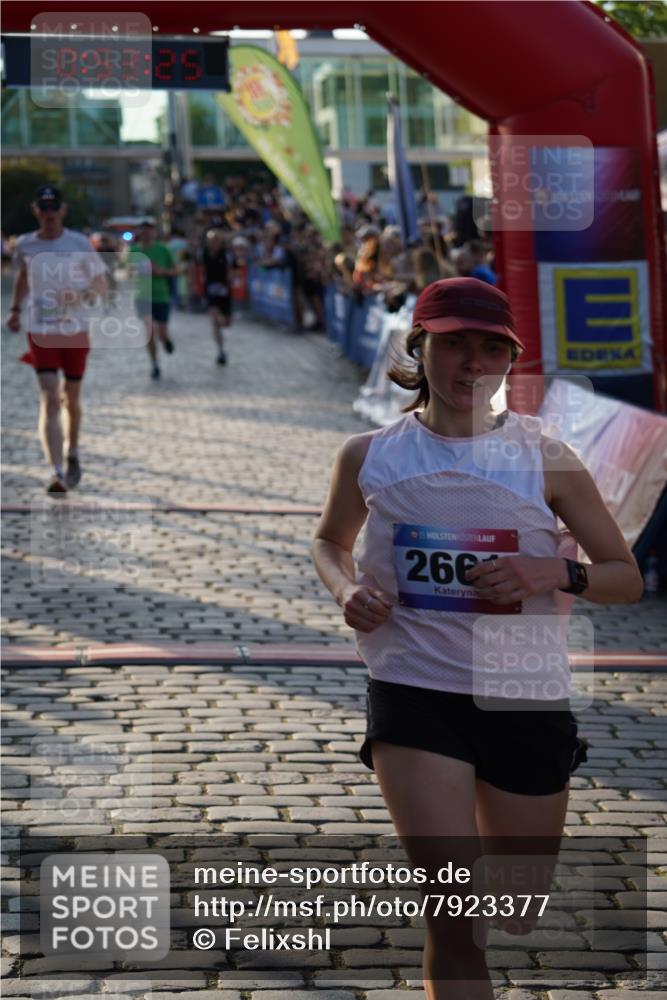 13.06.2025 - Holstenköstenlauf Felixshl http://msf.ph/oto/7923377 13.06.2025 19:53:24 Laufen 2053, 2661, 2664, 3847 meine-sportfotos.de