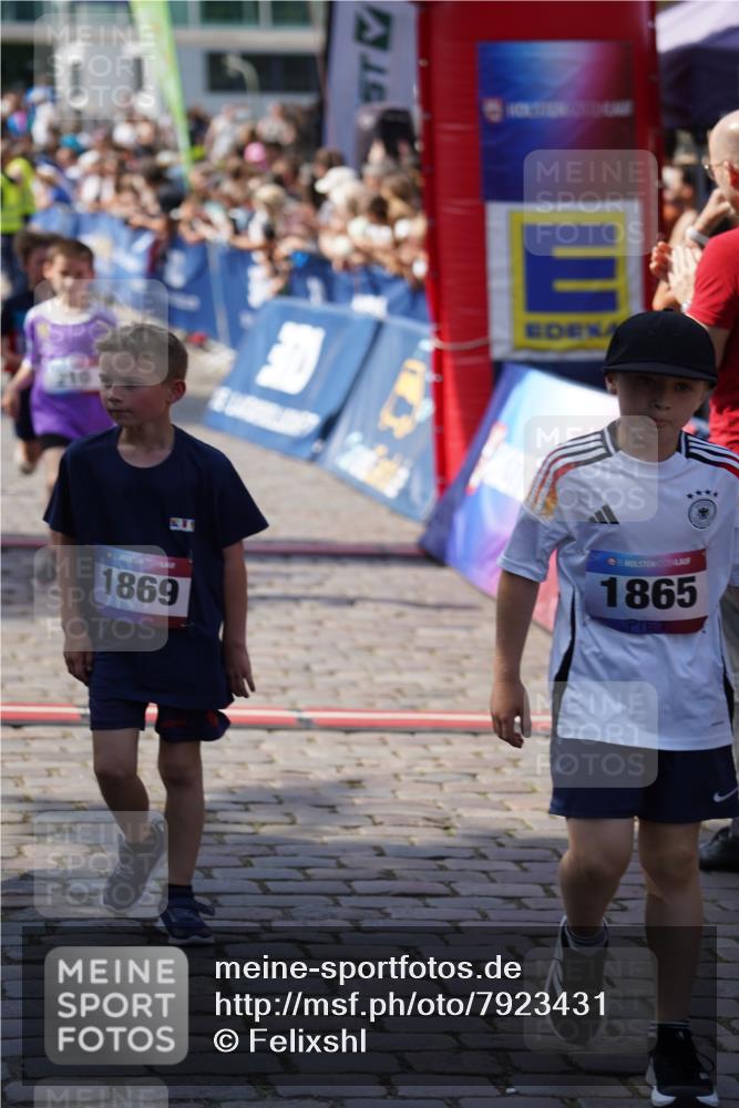 13.06.2025 - Holstenköstenlauf Felixshl http://msf.ph/oto/7923431 13.06.2025 16:06:26 Laufen 210, 449, 602, 714, 1154, 1188, 1283, 1859, 1865 meine-sportfotos.de