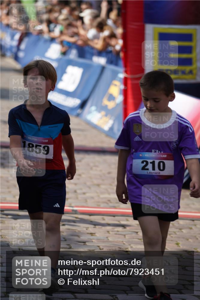 13.06.2025 - Holstenköstenlauf Felixshl http://msf.ph/oto/7923451 13.06.2025 16:06:31 Laufen 449, 587, 602, 1039, 1154, 1188, 1283, 1298, 1388, 1859 meine-sportfotos.de