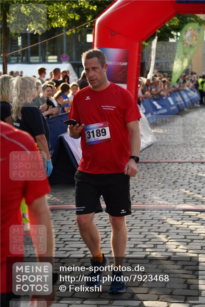 13.06.2025 - Holstenköstenlauf Felixshl http://msf.ph/oto/7923468 13.06.2025 19:53:51 Laufen 2476, 2722, 2929, 3063, 3189 meine-sportfotos.de