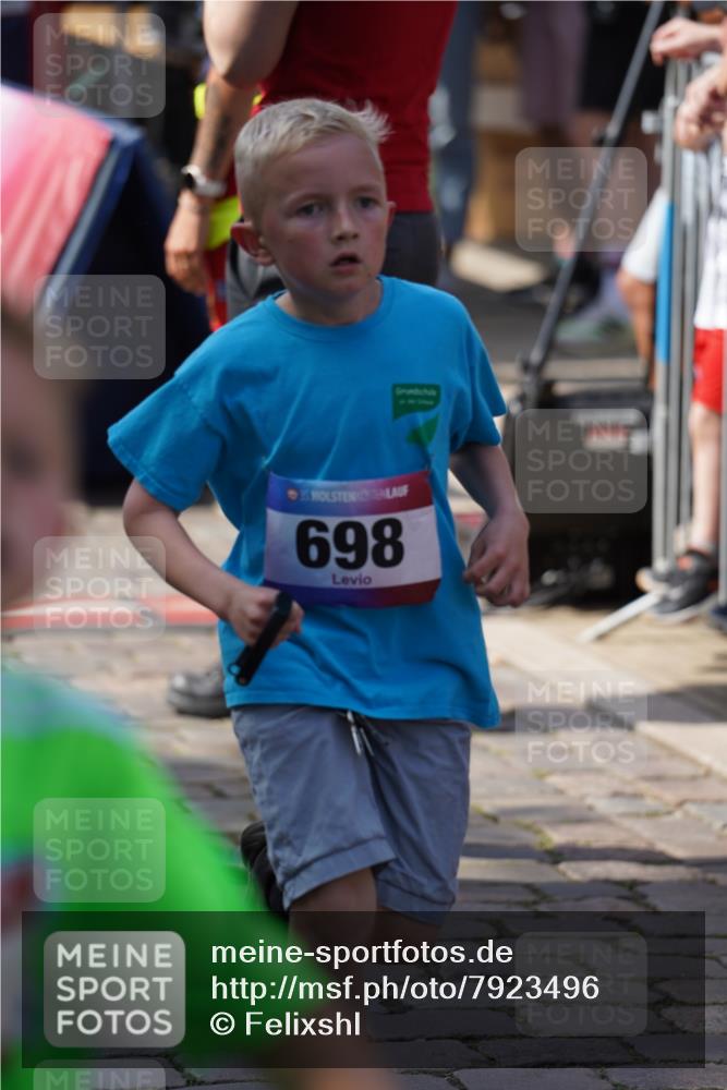 13.06.2025 - Holstenköstenlauf Felixshl http://msf.ph/oto/7923496 13.06.2025 16:06:47 Laufen 296, 307, 311, 321, 460, 462, 698, 860, 957, 1048, 1147, 1306, 1384, 1386, 1387 meine-sportfotos.de