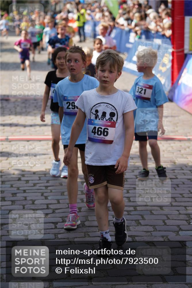 13.06.2025 - Holstenköstenlauf Felixshl http://msf.ph/oto/7923500 13.06.2025 16:06:48 Laufen 296, 307, 311, 321, 460, 462, 698, 860, 957, 1048, 1147, 1306, 1384, 1386, 1387, 1438, 1887 meine-sportfotos.de