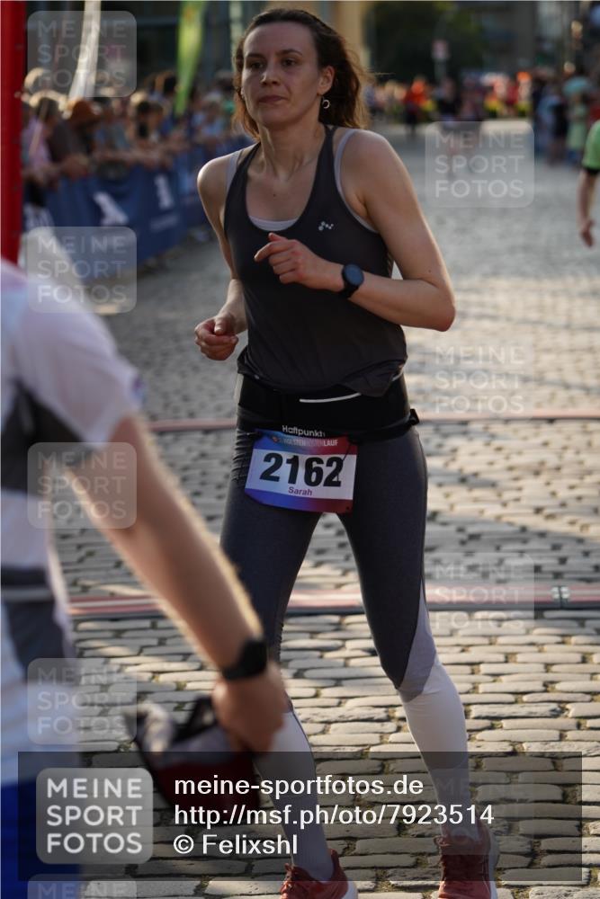 13.06.2025 - Holstenköstenlauf Felixshl http://msf.ph/oto/7923514 13.06.2025 19:54:07 Laufen 2162, 3778, 3844 meine-sportfotos.de