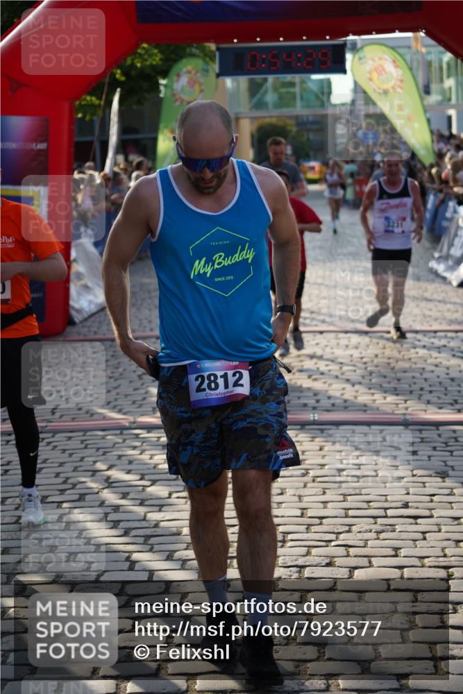 13.06.2025 - Holstenköstenlauf Felixshl http://msf.ph/oto/7923577 13.06.2025 19:54:28 Laufen 2028, 2092, 2812, 2869, 2882, 3231, 3302, 3600, 3675, 3874 meine-sportfotos.de