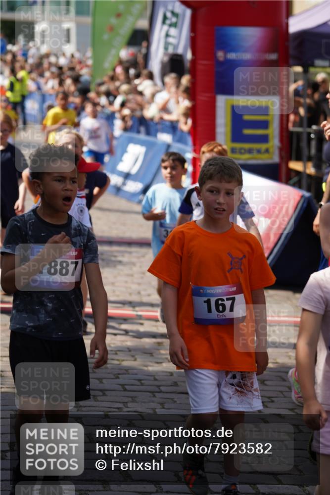 13.06.2025 - Holstenköstenlauf Felixshl http://msf.ph/oto/7923582 13.06.2025 16:07:03 Laufen 26, 34, 75, 306, 308, 316, 434, 452, 459, 467, 574, 585, 592, 693, 699, 716, 850, 855, 973, 1043, 1149, 1389 meine-sportfotos.de