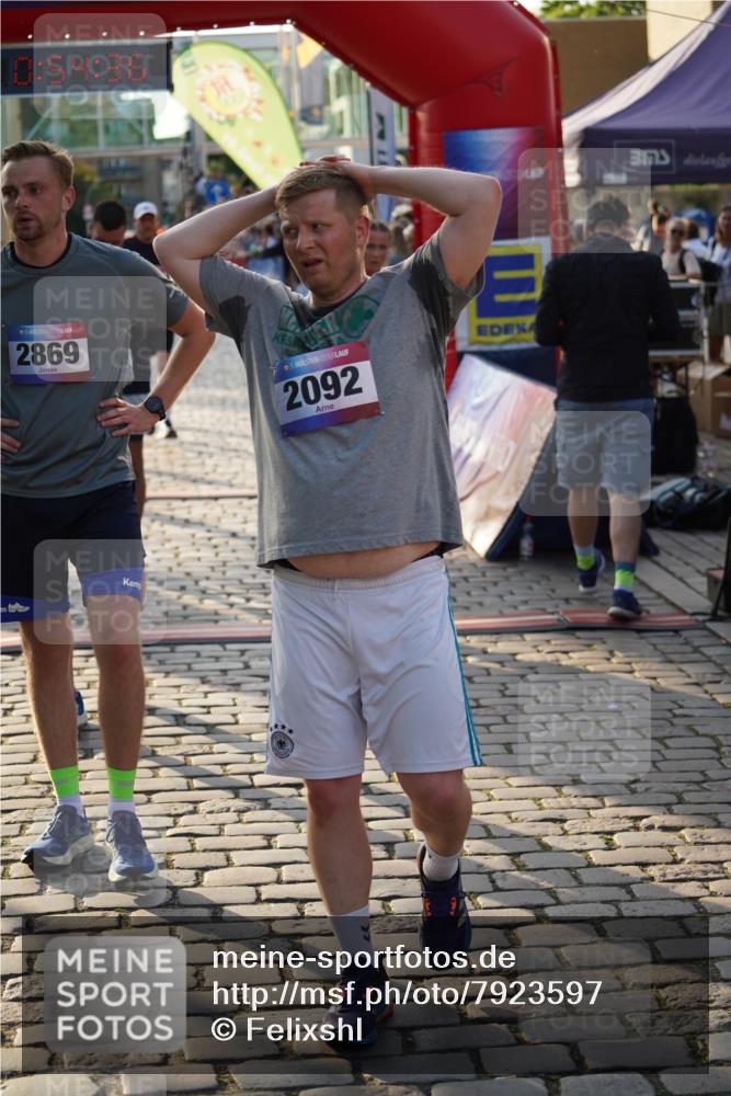 13.06.2025 - Holstenköstenlauf Felixshl http://msf.ph/oto/7923597 13.06.2025 19:54:36 Laufen 2149, 2367, 2882, 3675, 3749, 3874 meine-sportfotos.de