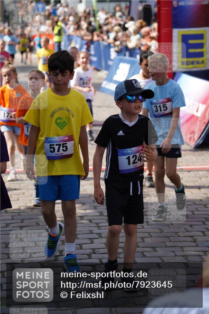 13.06.2025 - Holstenköstenlauf Felixshl http://msf.ph/oto/7923645 13.06.2025 16:07:20 Laufen 53, 170, 172, 197, 298, 312, 315, 323, 579, 589, 688, 847, 863, 865, 1146, 1150, 1808 meine-sportfotos.de