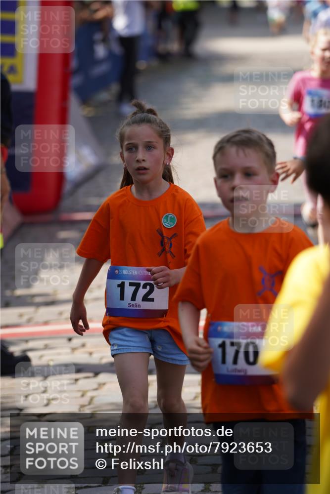 13.06.2025 - Holstenköstenlauf Felixshl http://msf.ph/oto/7923653 13.06.2025 16:07:23 Laufen 53, 108, 174, 193, 197, 298, 300, 312, 323, 579, 589, 688, 847, 863, 1146, 1150, 1286, 1808 meine-sportfotos.de