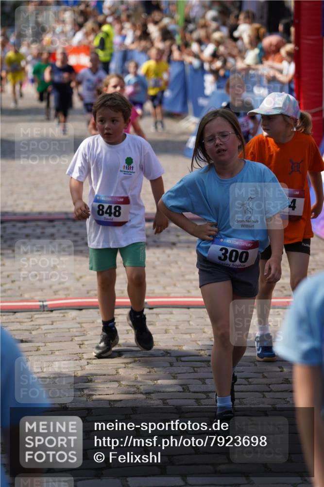 13.06.2025 - Holstenköstenlauf Felixshl http://msf.ph/oto/7923698 13.06.2025 16:07:35 Laufen 173, 174, 196, 301, 593, 595, 596, 601, 703, 842, 848, 953, 1045, 1286, 1313, 1382, 1873 meine-sportfotos.de