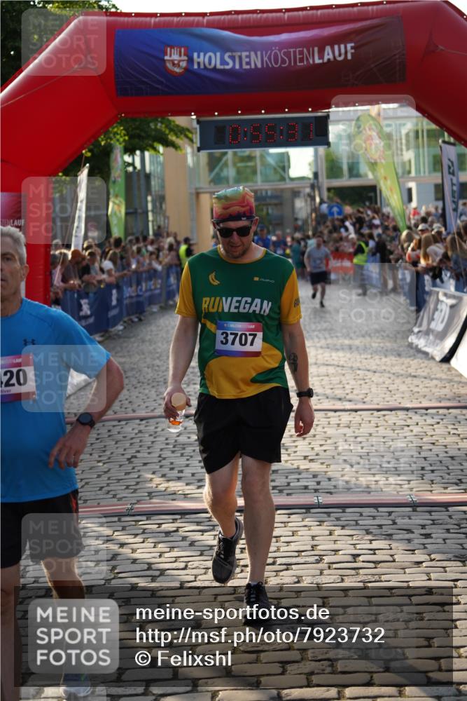 13.06.2025 - Holstenköstenlauf Felixshl http://msf.ph/oto/7923732 13.06.2025 19:55:31 Laufen 2297, 2307, 2965, 2967, 3707 meine-sportfotos.de