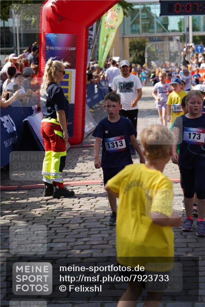 13.06.2025 - Holstenköstenlauf Felixshl http://msf.ph/oto/7923733 13.06.2025 16:07:43 Laufen 18, 173, 175, 196, 204, 297, 439, 458, 595, 596, 601, 842, 853, 955, 959, 974, 1045, 1313, 1412, 1873 meine-sportfotos.de