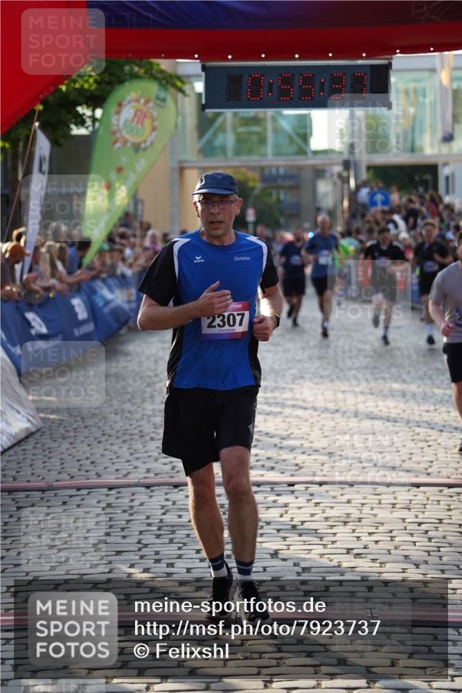 13.06.2025 - Holstenköstenlauf Felixshl http://msf.ph/oto/7923737 13.06.2025 19:55:36 Laufen 2065, 2297, 2307, 2499, 2965, 2967, 3304, 3657 meine-sportfotos.de