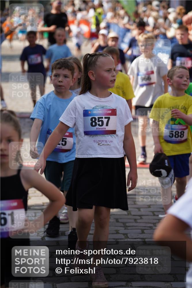 13.06.2025 - Holstenköstenlauf Felixshl http://msf.ph/oto/7923818 13.06.2025 16:08:06 Laufen 52, 209, 212, 288, 435, 441, 448, 453, 700, 701, 862, 966, 976, 1046, 1216, 1304, 1898 meine-sportfotos.de
