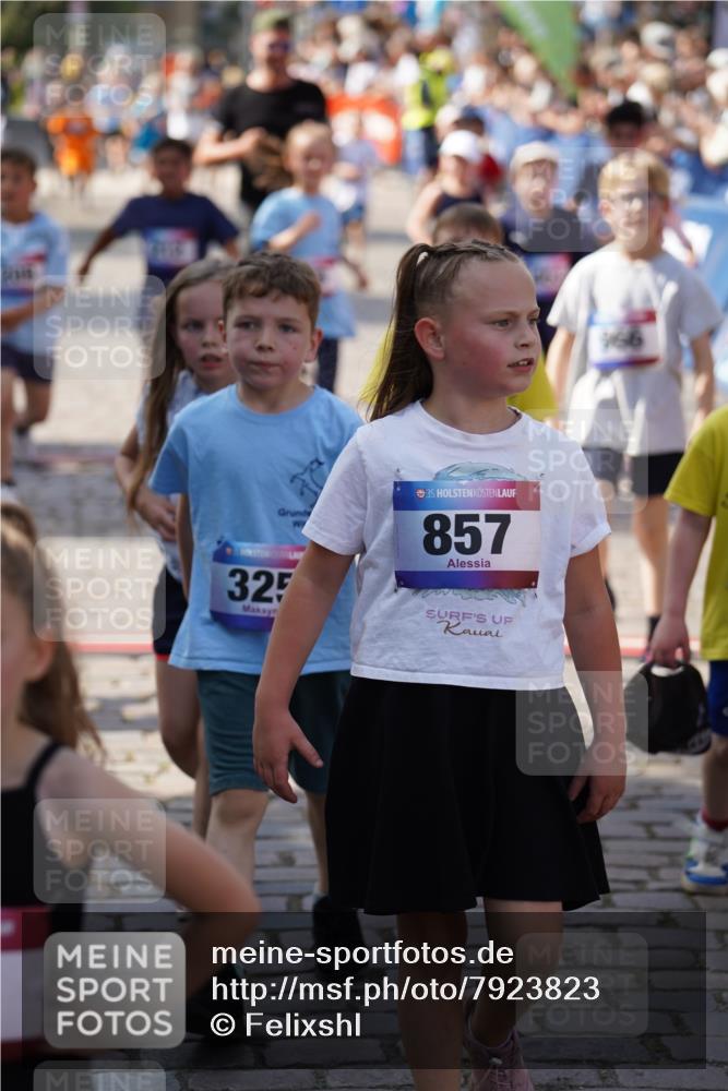 13.06.2025 - Holstenköstenlauf Felixshl http://msf.ph/oto/7923823 13.06.2025 16:08:07 Laufen 209, 212, 288, 435, 441, 448, 453, 468, 700, 701, 862, 966, 976, 1044, 1046, 1148, 1151, 1216, 1304 meine-sportfotos.de