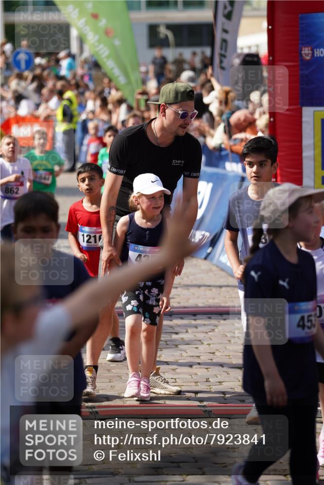 13.06.2025 - Holstenköstenlauf Felixshl http://msf.ph/oto/7923841 13.06.2025 16:08:12 Laufen 317, 322, 435, 448, 454, 468, 683, 700, 701, 862, 976, 1044, 1046, 1148, 1151, 1152, 1216 meine-sportfotos.de
