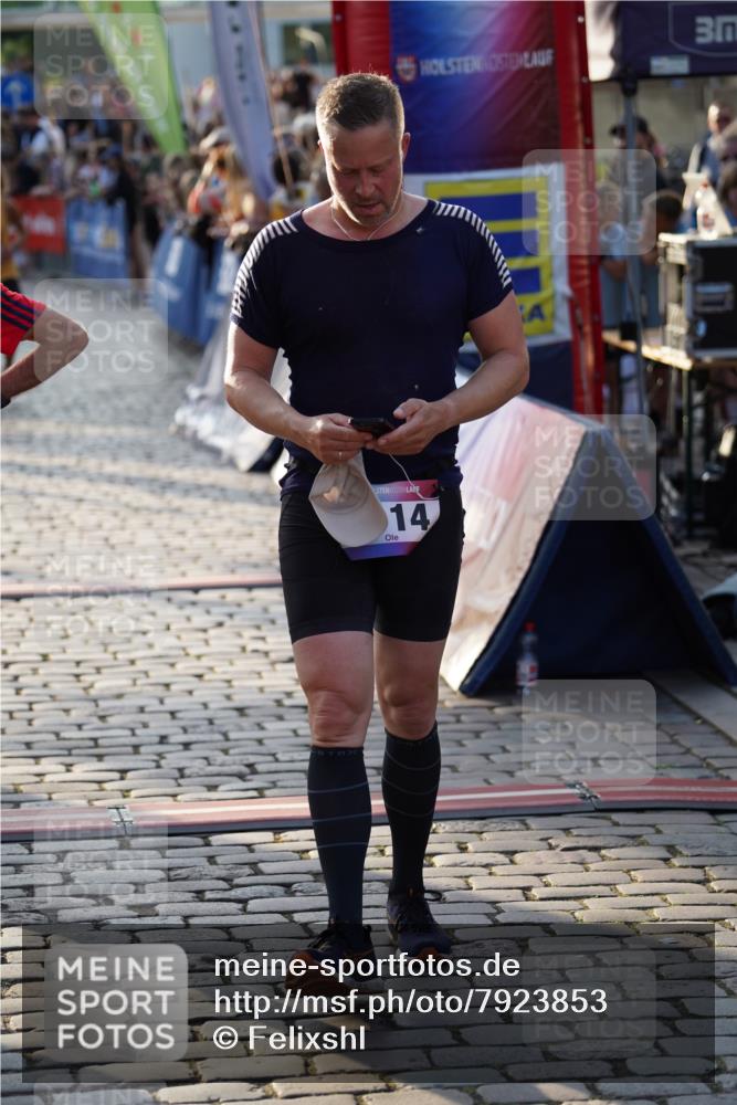 13.06.2025 - Holstenköstenlauf Felixshl http://msf.ph/oto/7923853 13.06.2025 19:56:09 Laufen 2114, 2460, 2550, 3659, 3767 meine-sportfotos.de
