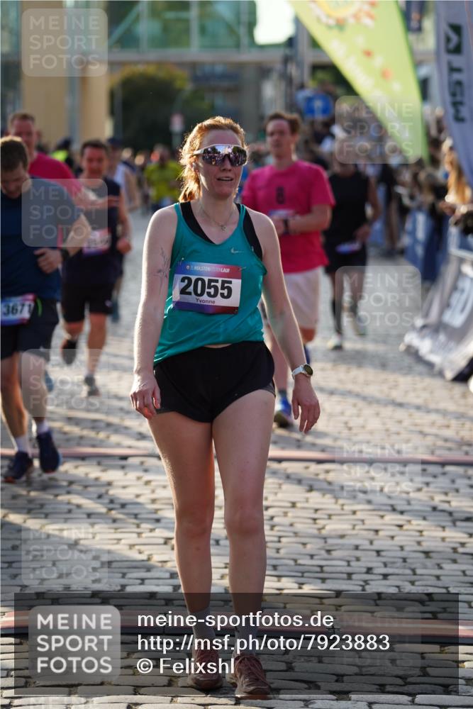 13.06.2025 - Holstenköstenlauf Felixshl http://msf.ph/oto/7923883 13.06.2025 19:56:24 Laufen 2055, 2141, 2150, 2184, 2317, 2546, 2589, 2606, 2884, 3005, 3222, 3671, 3969 meine-sportfotos.de