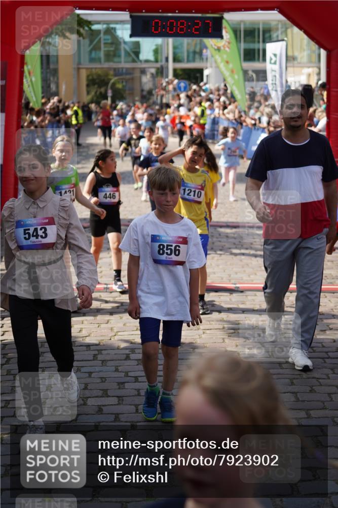 13.06.2025 - Holstenköstenlauf Felixshl http://msf.ph/oto/7923902 13.06.2025 16:08:36 Laufen 289, 295, 303, 446, 597, 845, 964, 1051, 1208, 1209, 1210, 1213, 1302, 1305, 1314, 1421, 1806 meine-sportfotos.de
