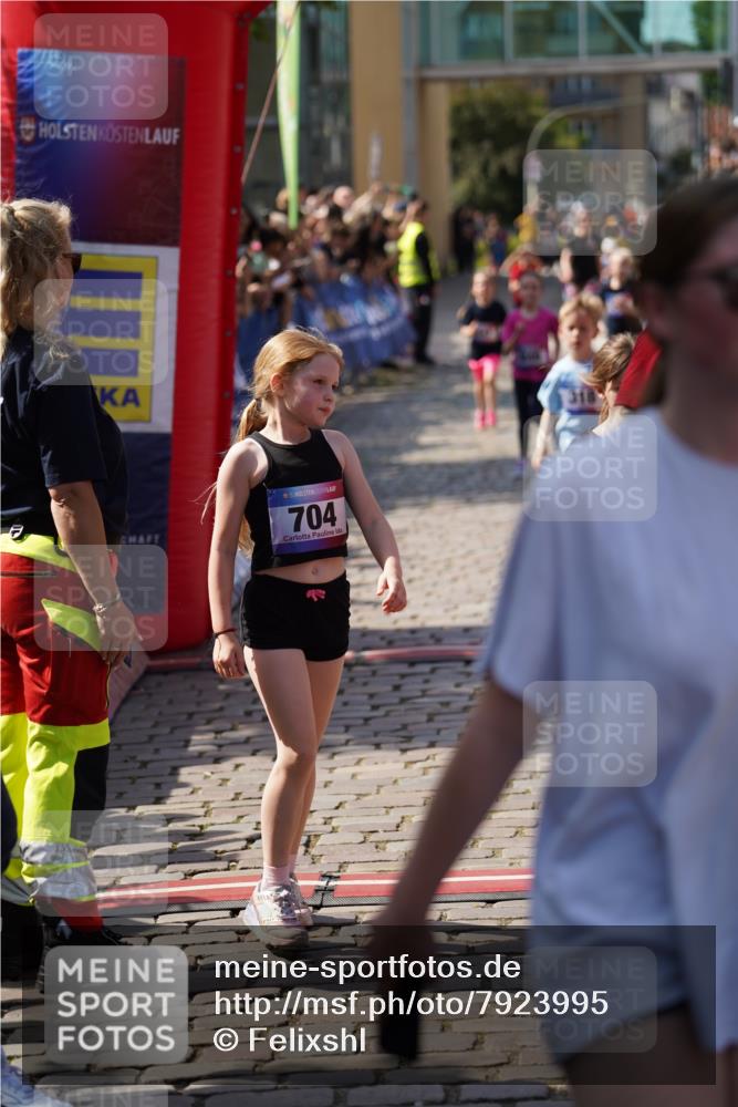 13.06.2025 - Holstenköstenlauf Felixshl http://msf.ph/oto/7923995 13.06.2025 16:09:02 Laufen 198, 200, 287, 299, 309, 318, 437, 443, 447, 599, 682, 704, 849, 971, 972, 977, 1047, 1049, 1050, 1182, 1307, 1310, 1820 meine-sportfotos.de
