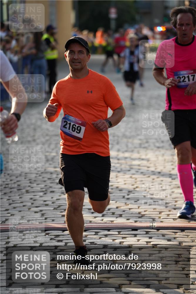 13.06.2025 - Holstenköstenlauf Felixshl http://msf.ph/oto/7923998 13.06.2025 19:57:29 Laufen 2169, 2217, 2218, 2753 meine-sportfotos.de