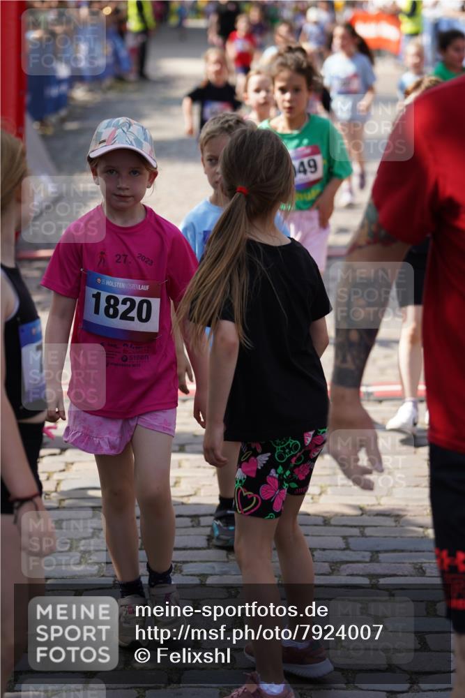 13.06.2025 - Holstenköstenlauf Felixshl http://msf.ph/oto/7924007 13.06.2025 16:09:06 Laufen 287, 299, 309, 318, 436, 443, 447, 691, 849, 977, 1047, 1049, 1050, 1307, 1310, 1820 meine-sportfotos.de