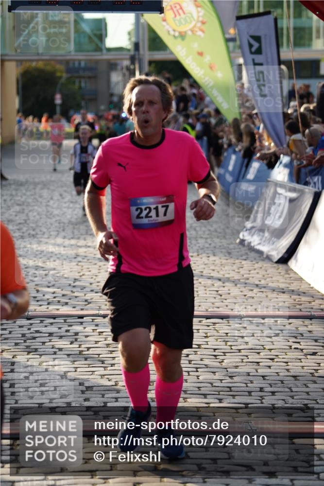 13.06.2025 - Holstenköstenlauf Felixshl http://msf.ph/oto/7924010 13.06.2025 19:57:31 Laufen 2169, 2217, 2753, 3655 meine-sportfotos.de