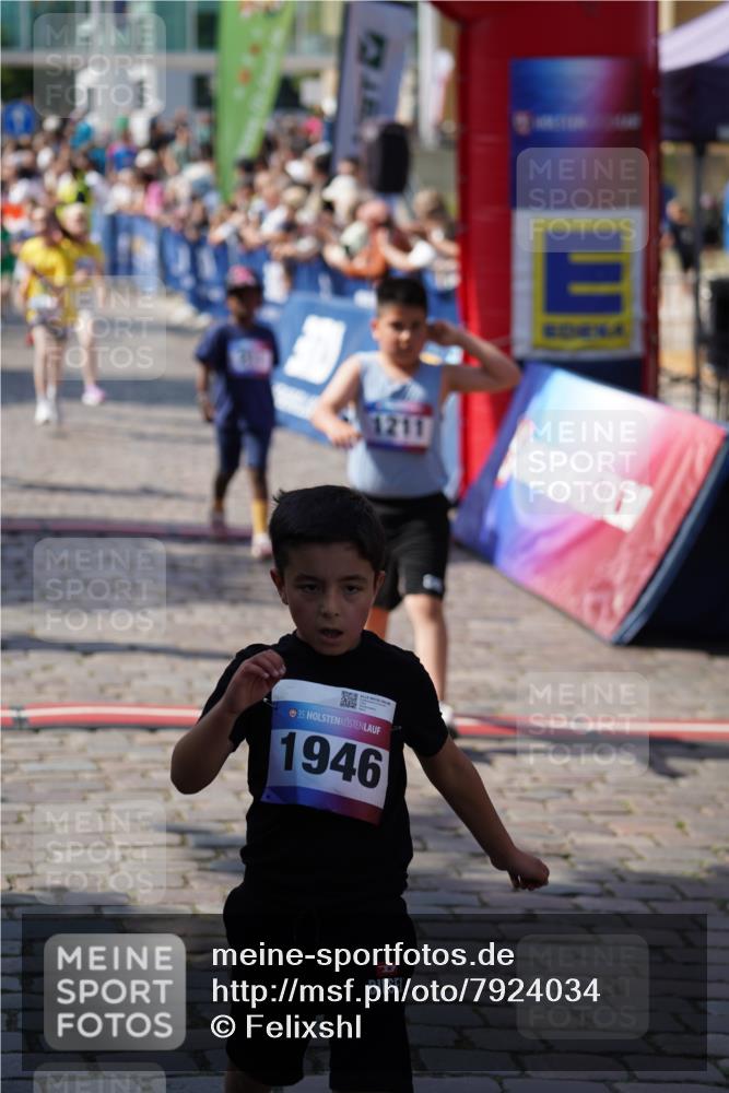 13.06.2025 - Holstenköstenlauf Felixshl http://msf.ph/oto/7924034 13.06.2025 16:09:20 Laufen 211, 576, 586, 600, 689, 707, 708, 852, 978, 979, 1042, 1052, 1211, 1424, 1833, 1946 meine-sportfotos.de
