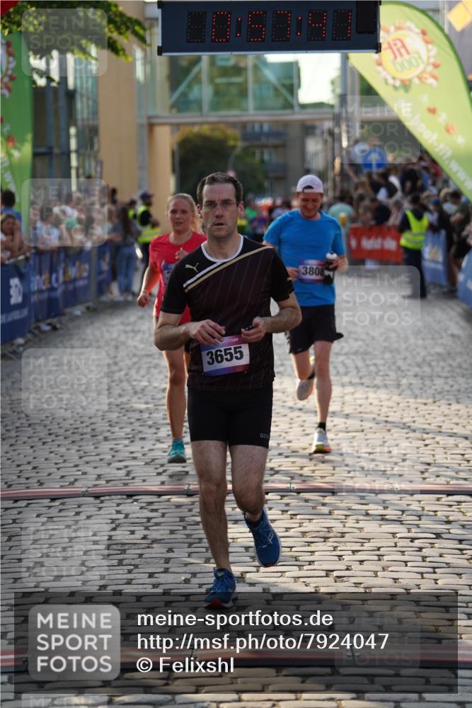 13.06.2025 - Holstenköstenlauf Felixshl http://msf.ph/oto/7924047 13.06.2025 19:57:40 Laufen 3655, 3808, 3816 meine-sportfotos.de