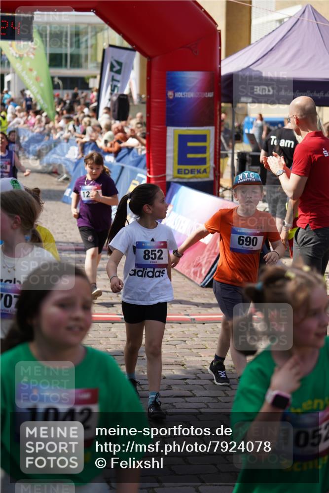 13.06.2025 - Holstenköstenlauf Felixshl http://msf.ph/oto/7924078 13.06.2025 16:09:33 Laufen 313, 326, 594, 690, 968, 1203, 1212, 1309 meine-sportfotos.de