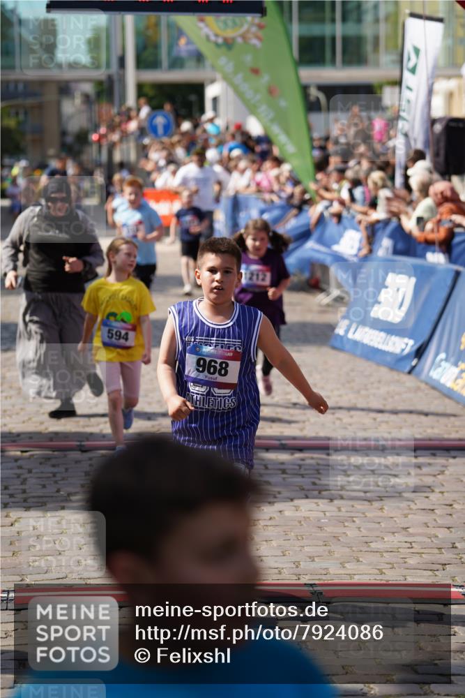 13.06.2025 - Holstenköstenlauf Felixshl http://msf.ph/oto/7924086 13.06.2025 16:09:36 Laufen 313, 326, 594, 968, 1186, 1203, 1212, 1308, 1309, 1312 meine-sportfotos.de