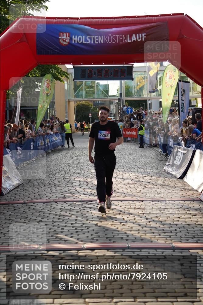 13.06.2025 - Holstenköstenlauf Felixshl http://msf.ph/oto/7924105 13.06.2025 19:58:04 Laufen 2298, 3895 meine-sportfotos.de
