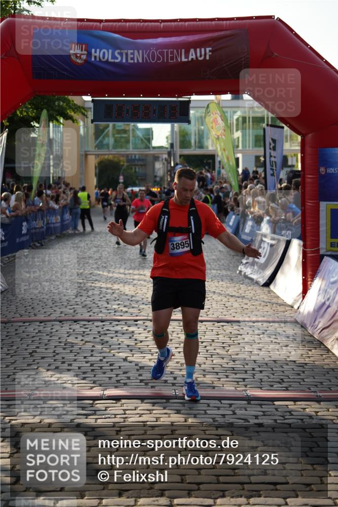 13.06.2025 - Holstenköstenlauf Felixshl http://msf.ph/oto/7924125 13.06.2025 19:58:12 Laufen 2789, 3881, 3895, 3945 meine-sportfotos.de