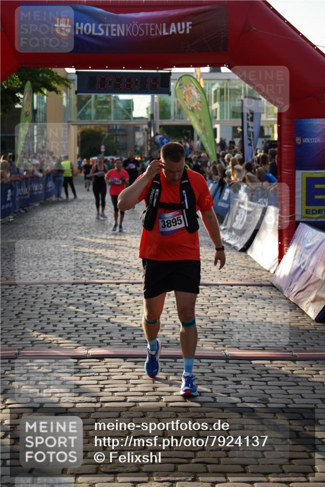 13.06.2025 - Holstenköstenlauf Felixshl http://msf.ph/oto/7924137 13.06.2025 19:58:13 Laufen 2789, 3881, 3895, 3945 meine-sportfotos.de