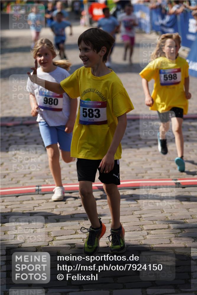 13.06.2025 - Holstenköstenlauf Felixshl http://msf.ph/oto/7924150 13.06.2025 16:09:53 Laufen 293, 294, 310, 583, 598, 713, 980, 1205, 1381, 2000 meine-sportfotos.de