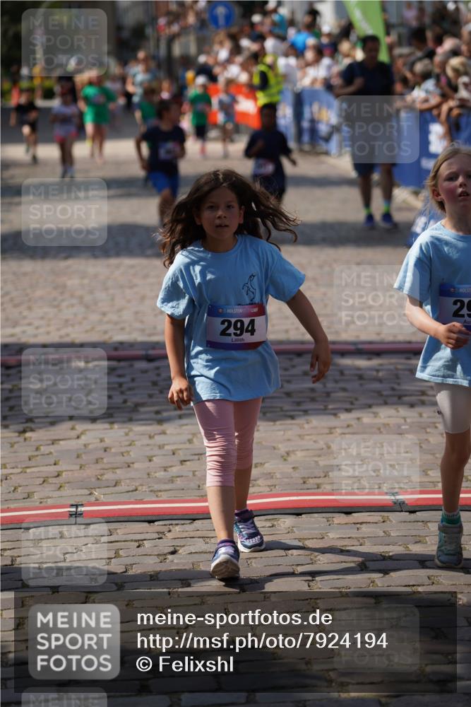 13.06.2025 - Holstenköstenlauf Felixshl http://msf.ph/oto/7924194 13.06.2025 16:10:02 Laufen 119, 190, 201, 293, 294, 705, 866, 961, 1834 meine-sportfotos.de