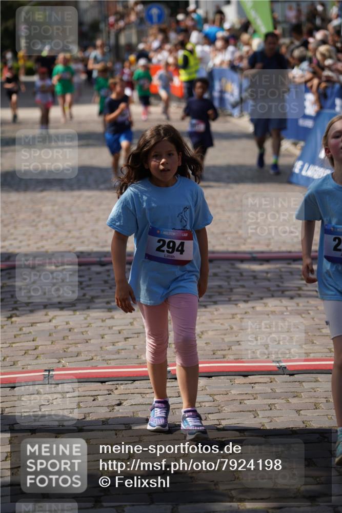 13.06.2025 - Holstenköstenlauf Felixshl http://msf.ph/oto/7924198 13.06.2025 16:10:02 Laufen 119, 190, 201, 293, 294, 705, 866, 961, 1834 meine-sportfotos.de
