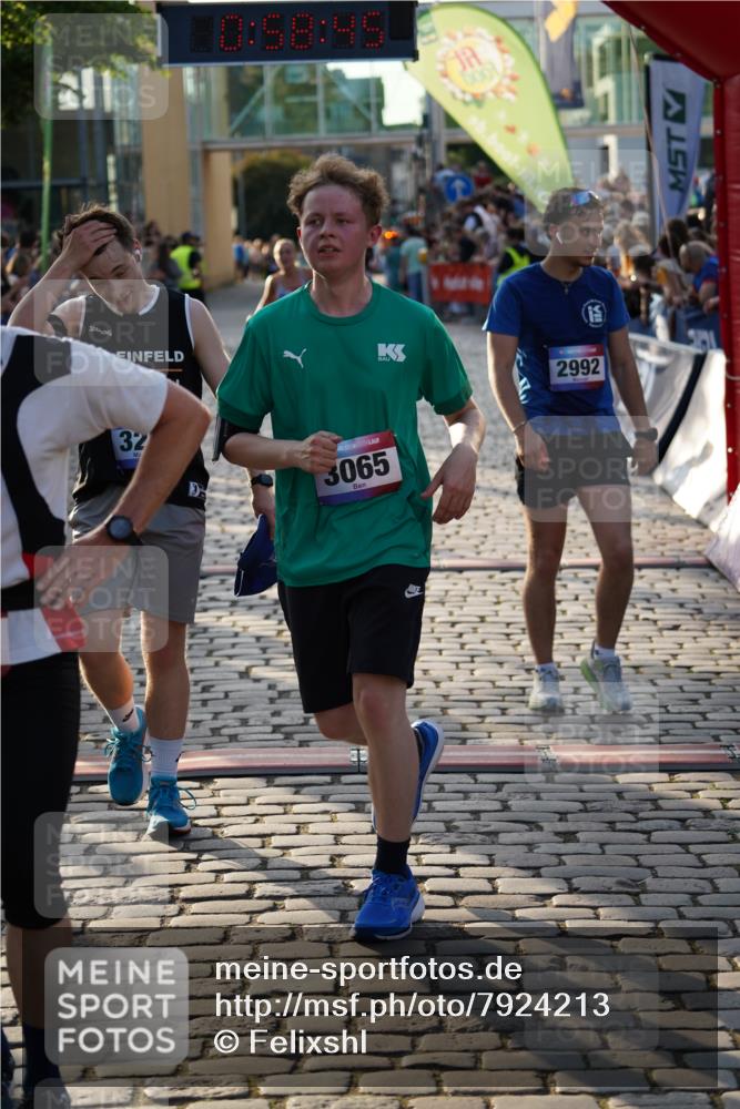 13.06.2025 - Holstenköstenlauf Felixshl http://msf.ph/oto/7924213 13.06.2025 19:58:45 Laufen 2488, 2543, 2992, 3065, 3251, 3730, 3838 meine-sportfotos.de