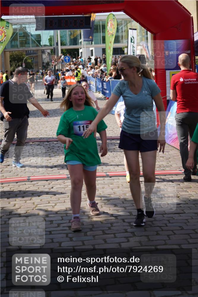13.06.2025 - Holstenköstenlauf Felixshl http://msf.ph/oto/7924269 13.06.2025 16:10:19 Laufen 455, 697, 864, 960, 1207 meine-sportfotos.de