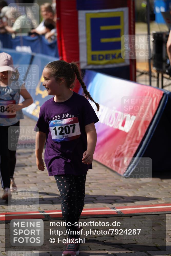 13.06.2025 - Holstenköstenlauf Felixshl http://msf.ph/oto/7924287 13.06.2025 16:10:28 Laufen 17, 697, 960, 1207, 1851 meine-sportfotos.de
